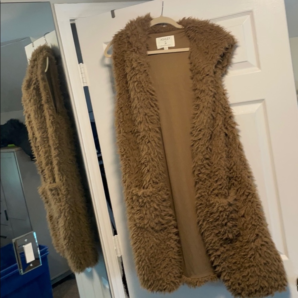 Furry brown vest